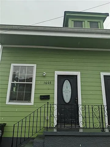 Building Photo - 1603 Marigny St