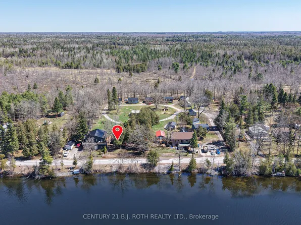 232-1 Lake Dalrymple Rd #230, Kawartha Lakes, ON L0K 1B0