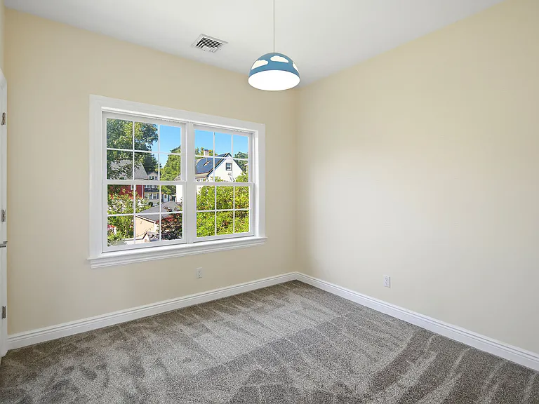 90 Terrace Ave #1 — Photo 15