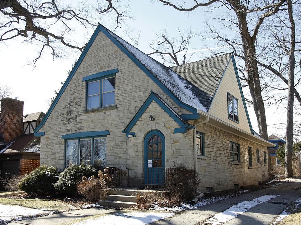 1st image of 3355 N Gordon Pl