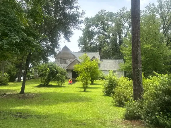 832 Oak Hollow Dr, Hammond, LA 70401