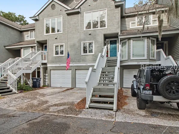 10 Yacht Cove Dr APT 204, Hilton Head Island, SC 29928