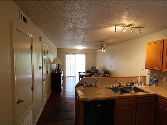 5th image of 47-61 E Rock St #87