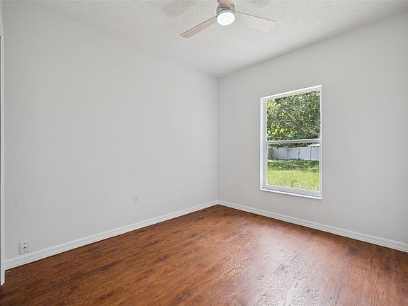 5th image of 20 Coventry Ct