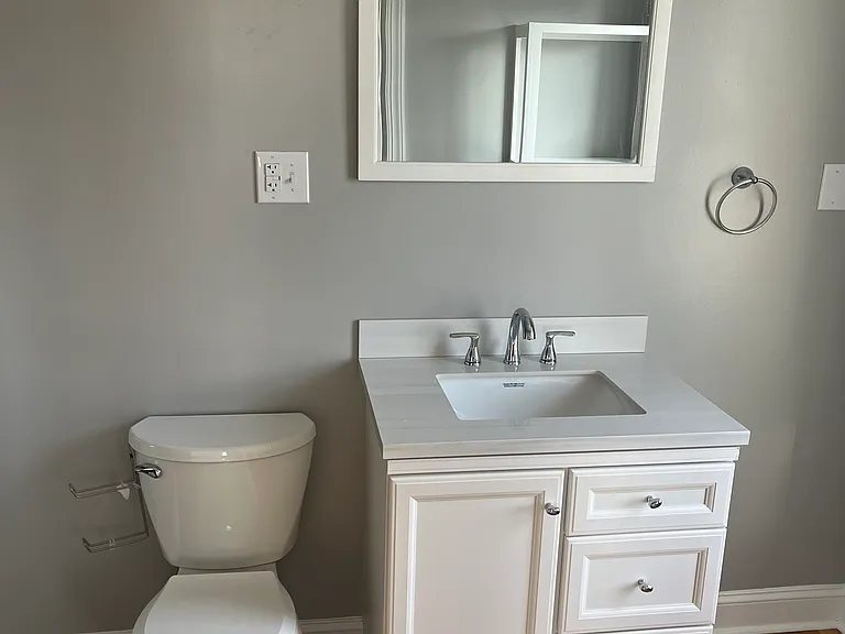 144 Fall St #2 — Photo 9