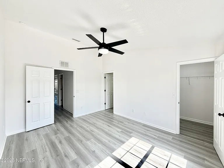 13424 English Peak Ct — Photo 16