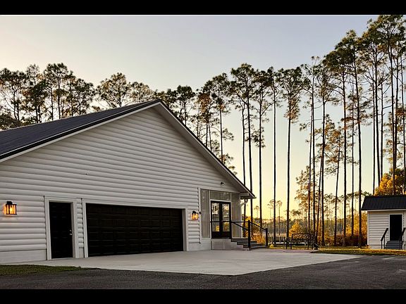 2nd image of 15 White Way