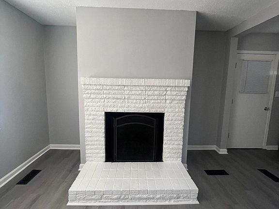3rd image of 236 Brownsferry Rd