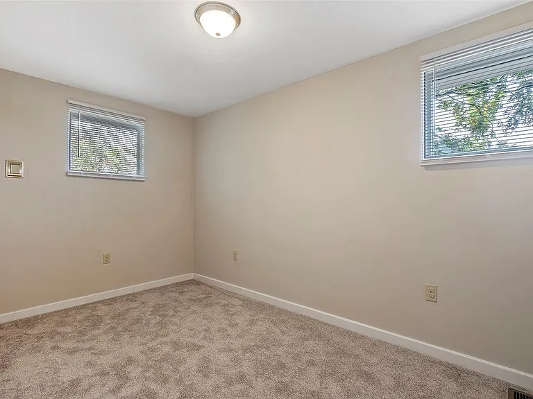 8966 Knoll St — Photo 13