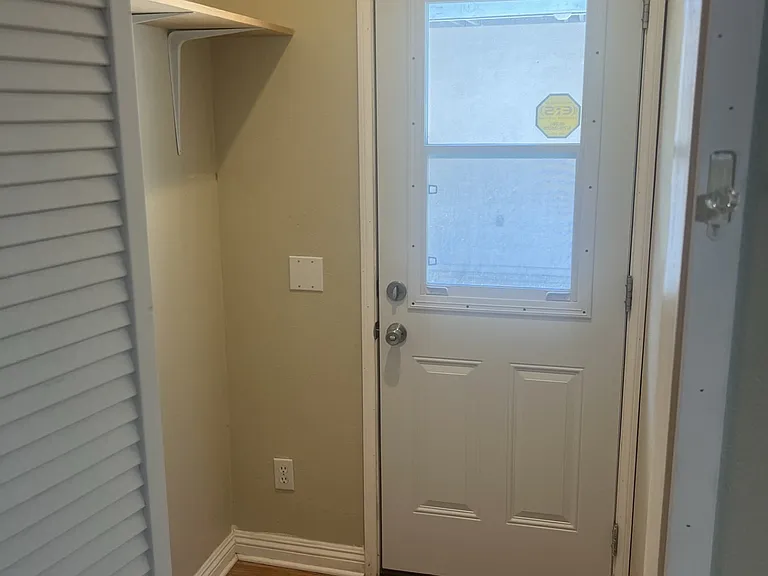 873 Butte St — Photo 3