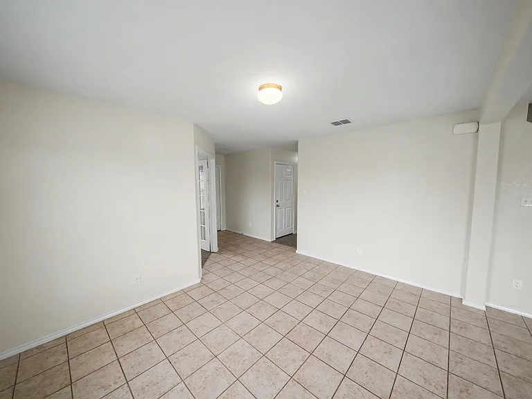 25003 Marshall Blf — Photo 9