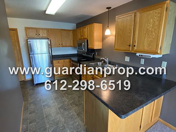 5th image of 1940 Glenfield Ct