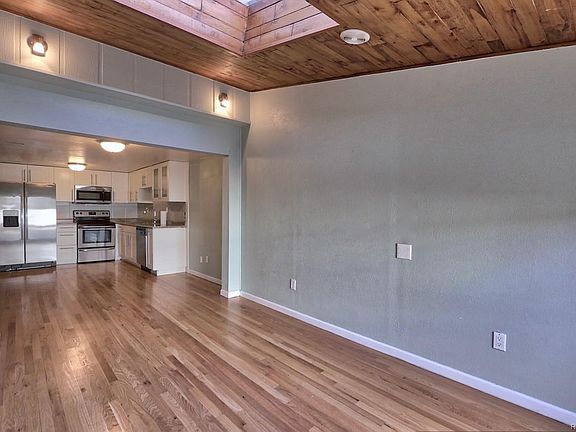 4th image of 6923 S Knolls Way