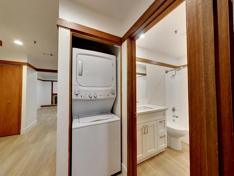 Riverwood Apartments — Photo 86