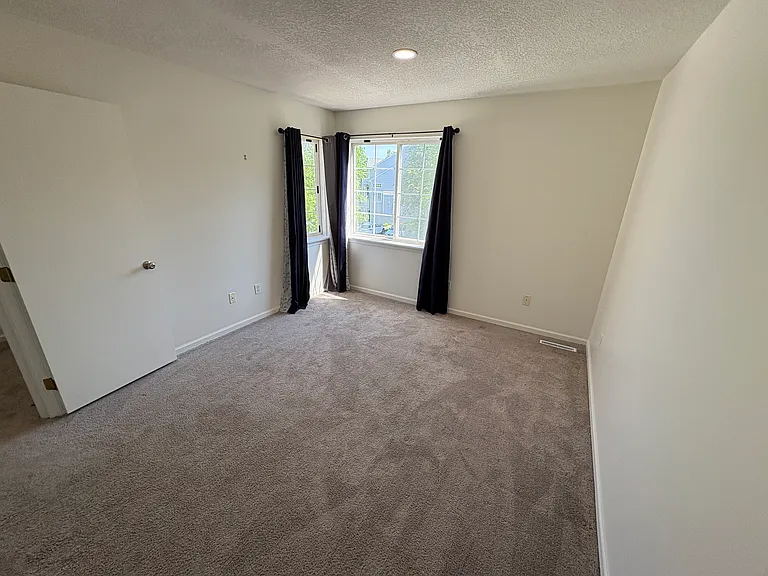11720 Ryan Cir — Photo 10