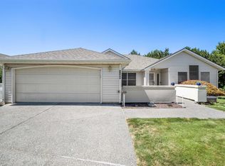 3406 S Huntington Loop, Kennewick, WA 99337