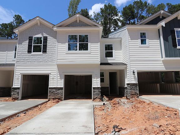 4th image of 2928 Spring Manor Way