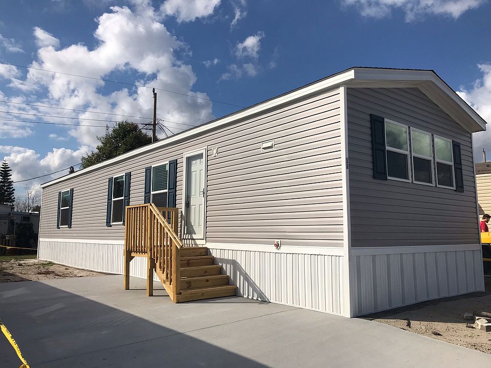1st image of 11 Garden Way
