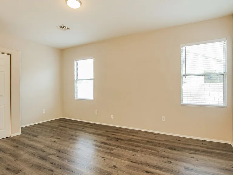 12026 W Yuma St — Photo 14