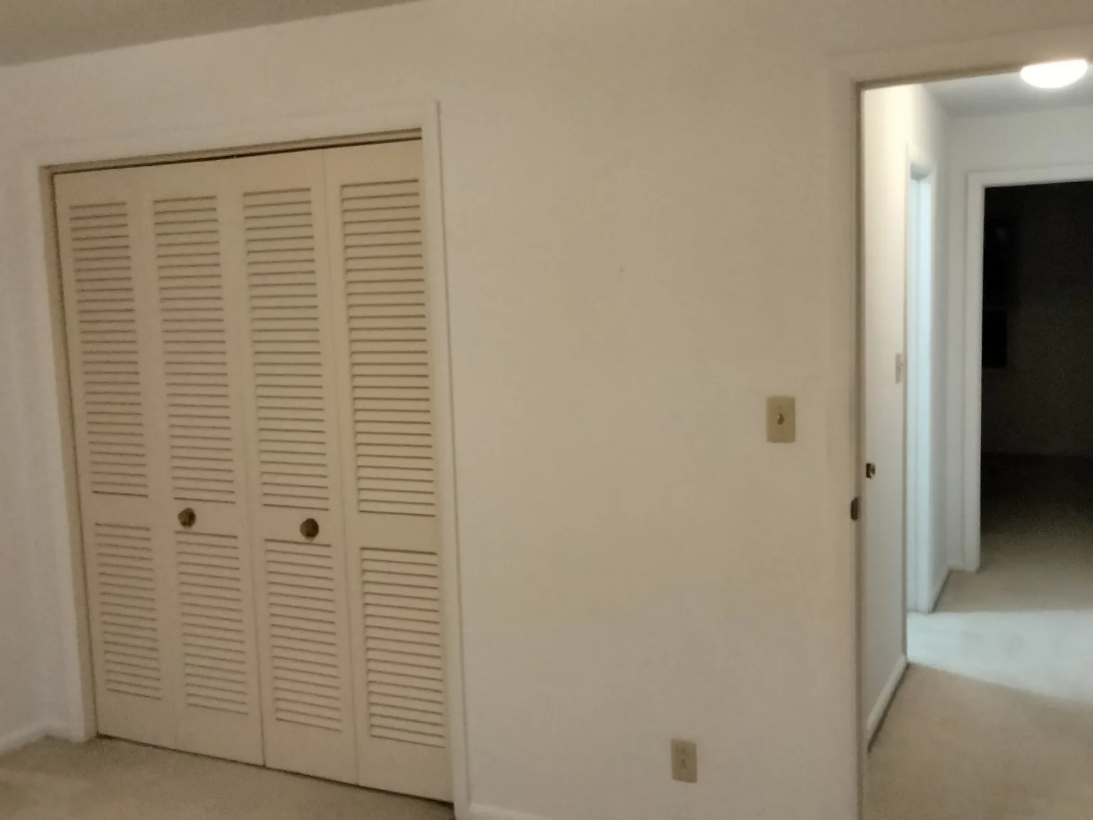 2 bed, 970 sqft, $925 — Photo 3
