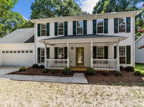 4216 Huntmeadow Dr, Charlotte, NC 28269