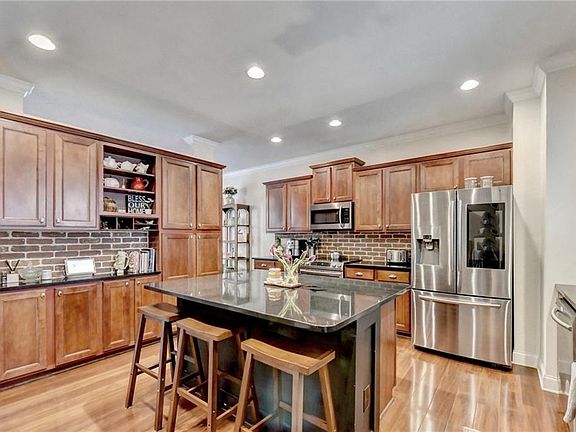 4th image of 2797 Laurel Valley Trl