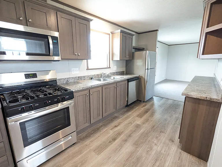 2445 Birch Dr #120 — Photo 2