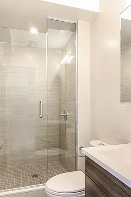 Rented by Stonehenge NYC LLC | media 13