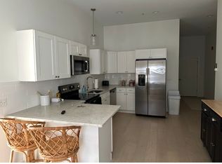 28 School St #106, Westerly, RI 02891