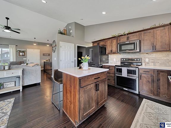 4th image of 4300 W Ludwig Dr