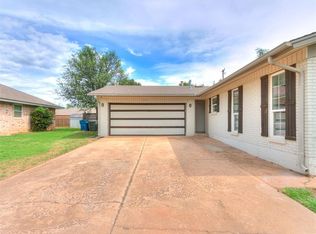 735 Sunset Dr, Edmond, OK 73003