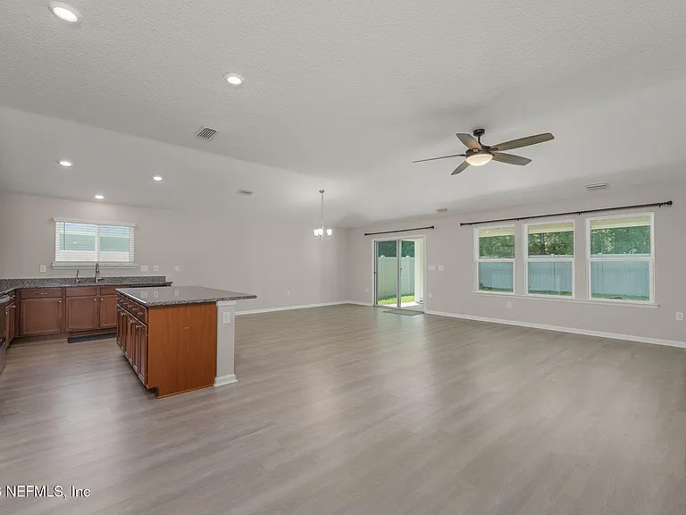 5132 Oak Bend Ave — Photo 7