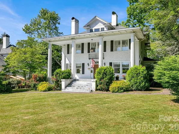 208 Probart St, Brevard, NC 28712