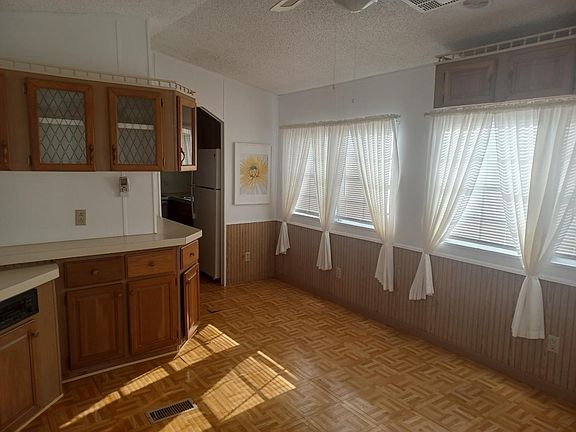 3rd image of 1720 NW 38th Ave Unit 1