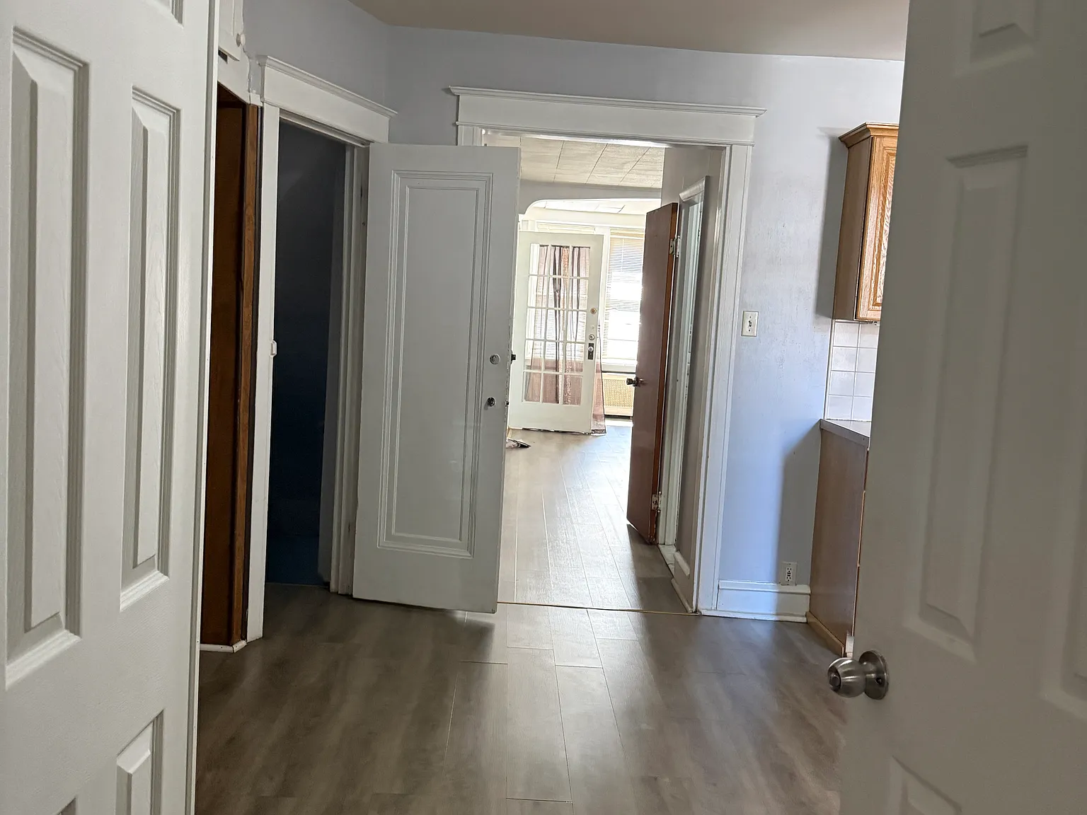 2 bed, 1200 sqft, $1,350 — Photo 2