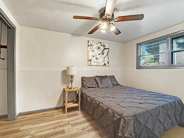 5131 Lakewind Dr #1 — Photo 9