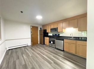 4 Dodge Rd APT A8, Rowley, MA 01969