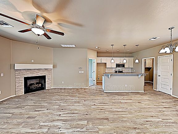 4th image of 10609 Mountain Fork Dr