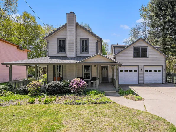 251 North St, Saugatuck, MI 49453