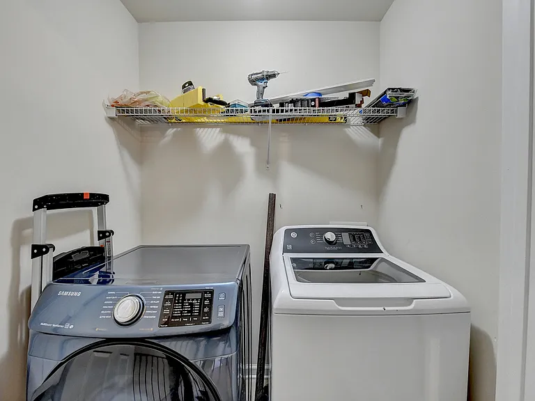 5204 Wellsley Bnd — Photo 34