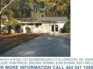 107 Scarbrush Ct, Ellenwood, GA 30281
