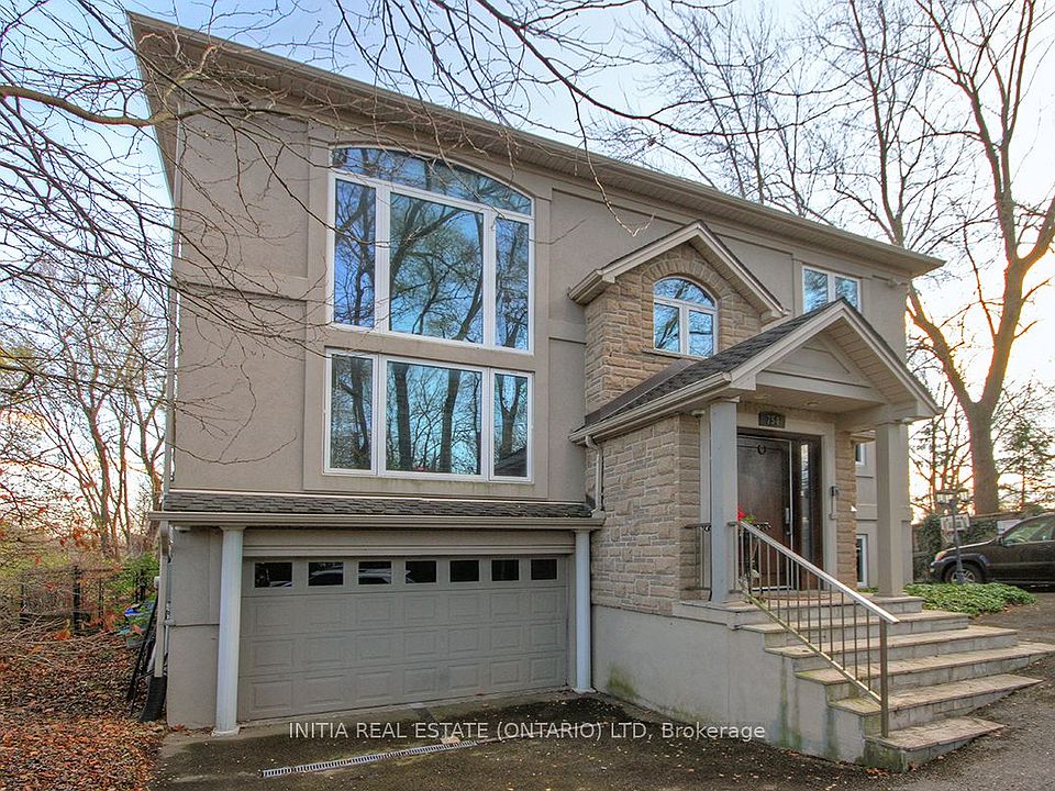 1st image of 754 Riverside Dr