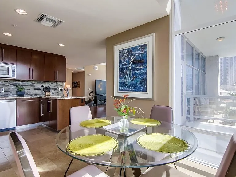 1262 Kettner Blvd #606 — Photo 17