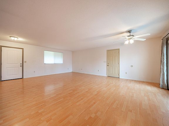 4th image of 24175 Old 44 Dr