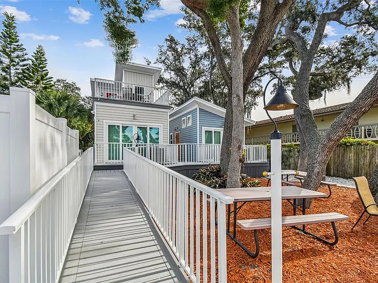 1523 Bayshore Blvd #3 — Photo 46