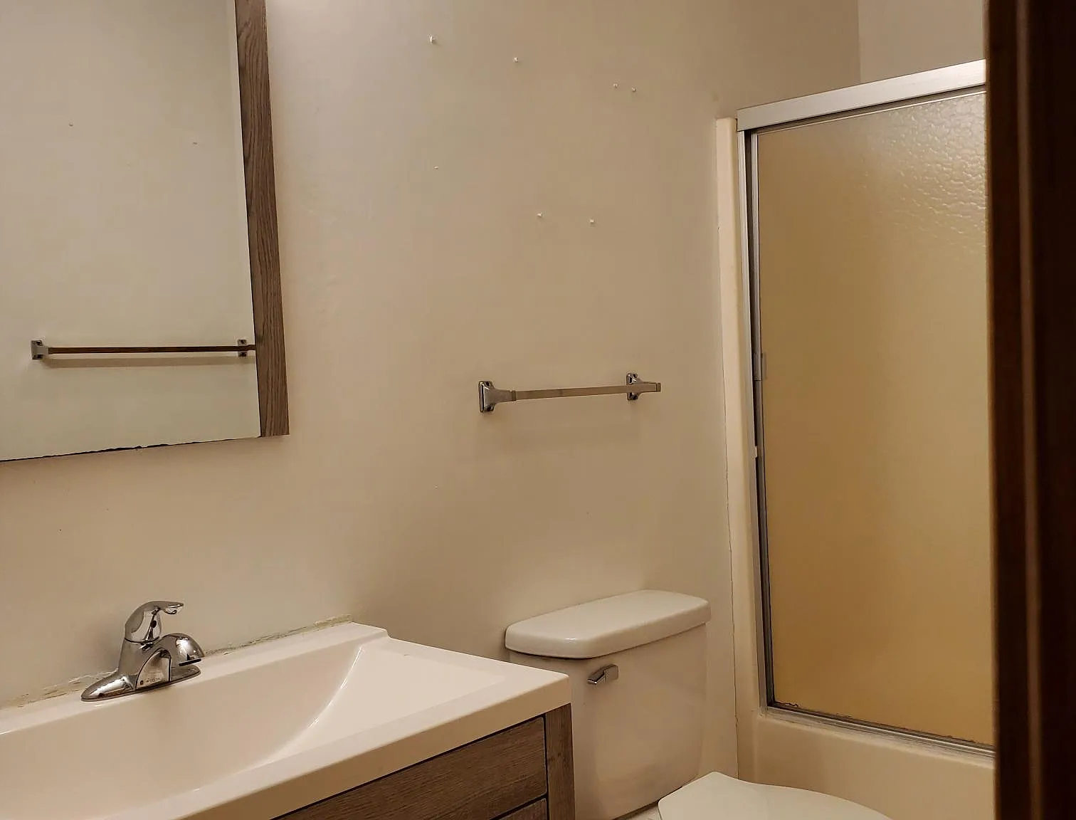 2 bed, $1,100 — Photo 3