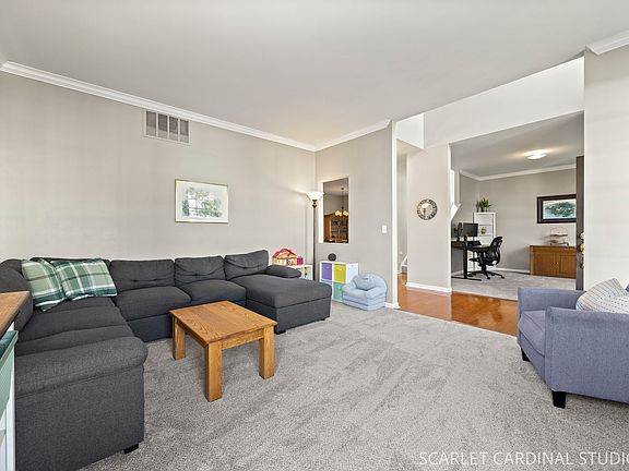 4th image of 280 Whitfield Dr #B