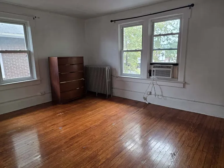 1203 Union Blvd — Photo 11