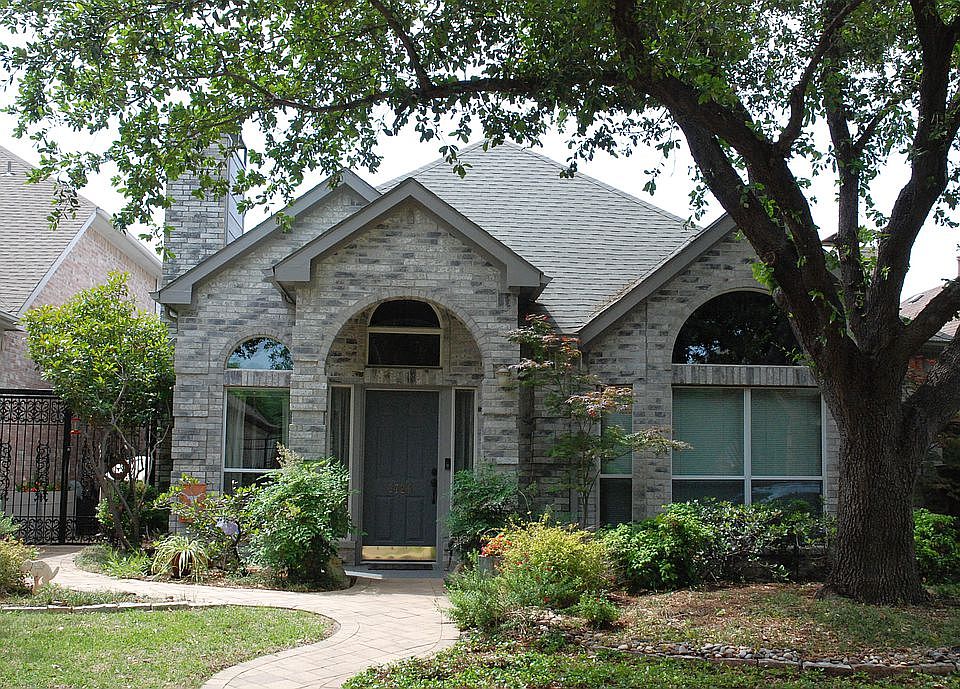 1st image of 3728 Camden Ln