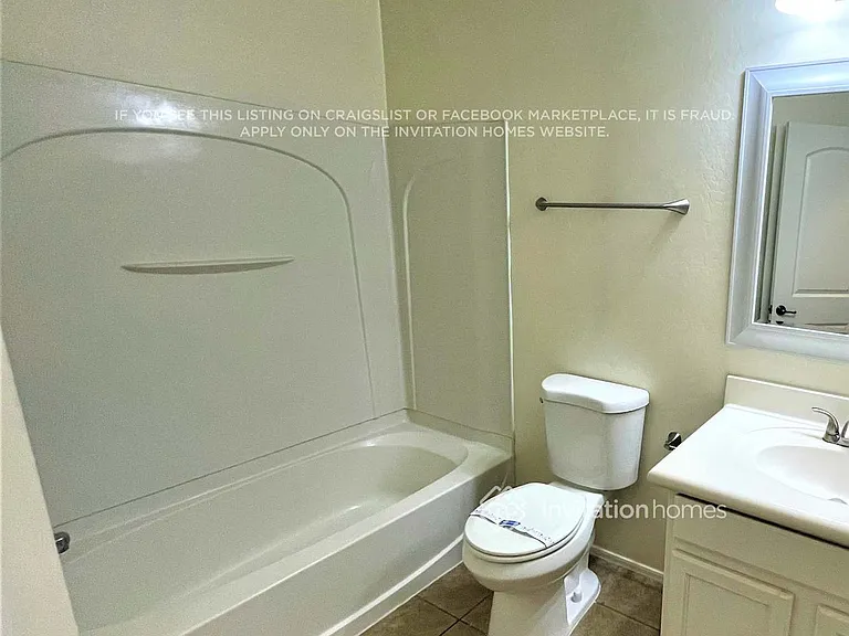 4084 E Windsor Dr — Photo 19